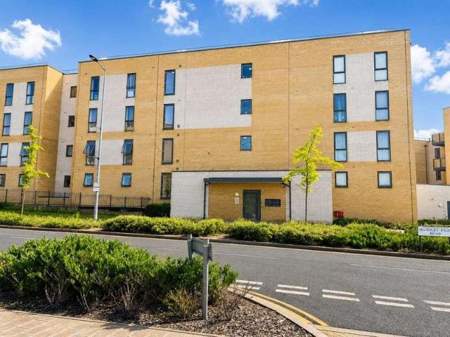 Apartment for rent in Barking Riverside, Greater London