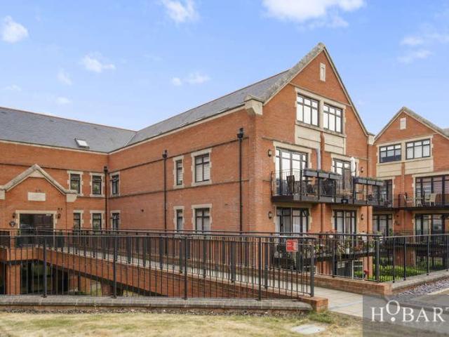House for rent in Connaught Park, Bushey