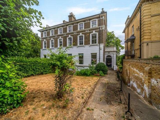 Apartment for rent in London Borough of Lewisham, Blackheath