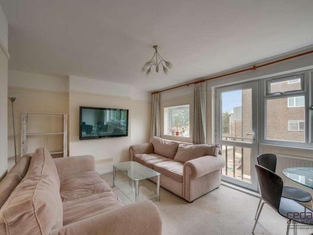 Apartment for rent in Heaton Norris, Greater Manchester