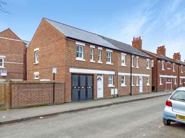 Apartment for rent in Osney, The Slade