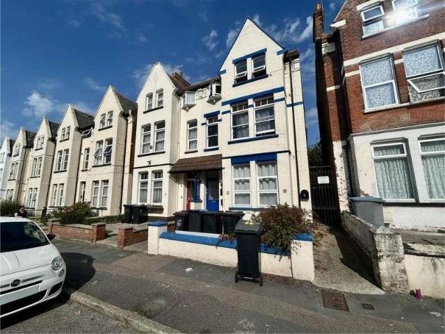 Apartment for rent in Cliftonville West, Acol