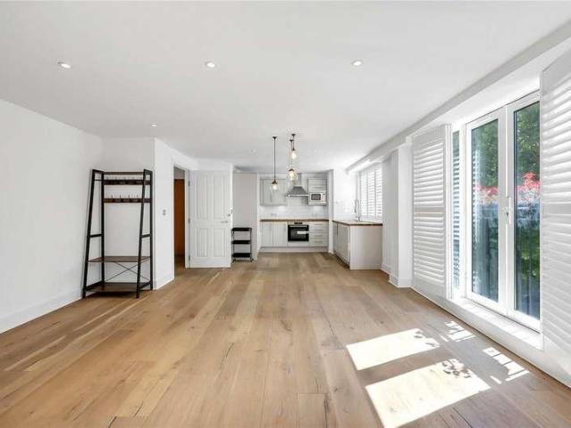 Apartment for rent in Finsbury, Greater London