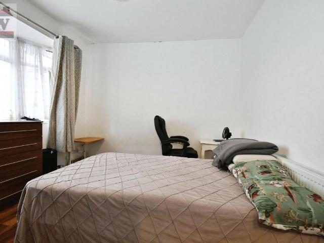 Apartment for rent in London Borough of Hounslow, Osterley