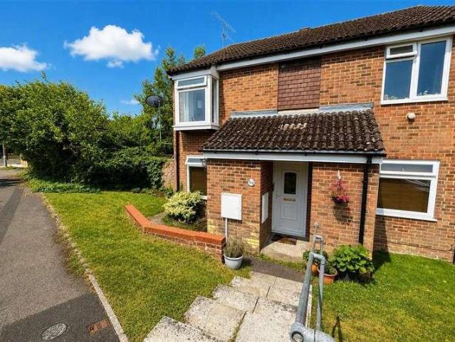 Apartment for rent in Helford, Hampshire