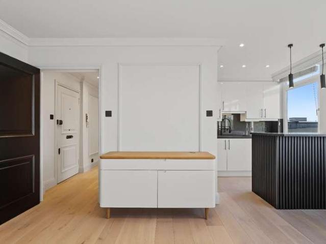 Apartment for rent in St. John's Wood, Greater London