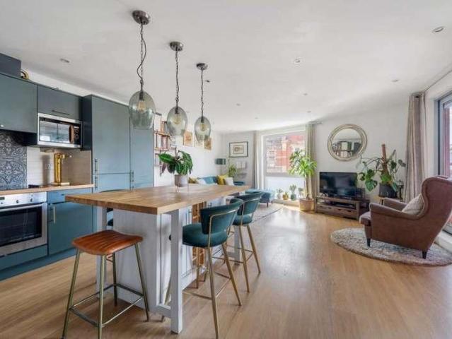 Apartment for rent in London Borough of Lewisham, Forest Hill