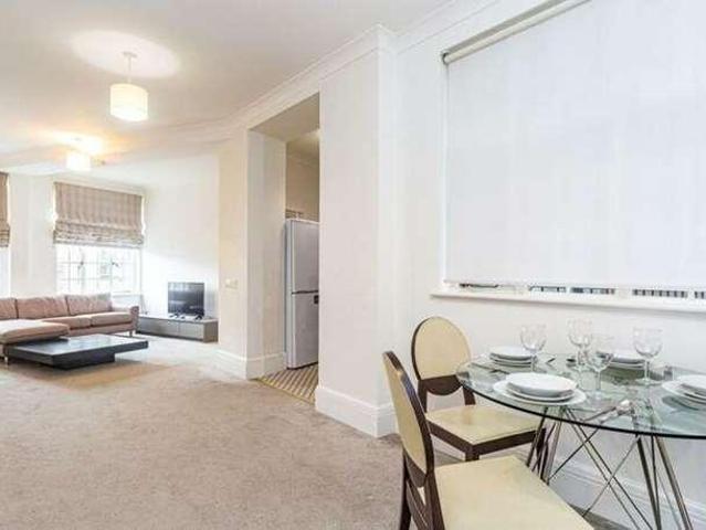 Apartment for rent in St. John's Wood, Greater London