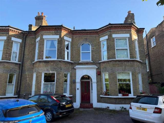 House for rent in West Norwood, Greater London