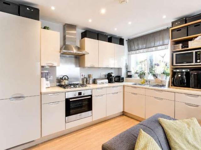 Apartment for rent in London Borough of Ealing, Greater London