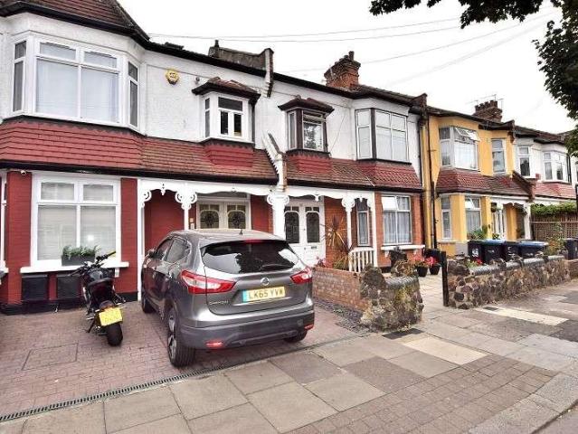 Apartment for rent in Palmers Green, Greater London