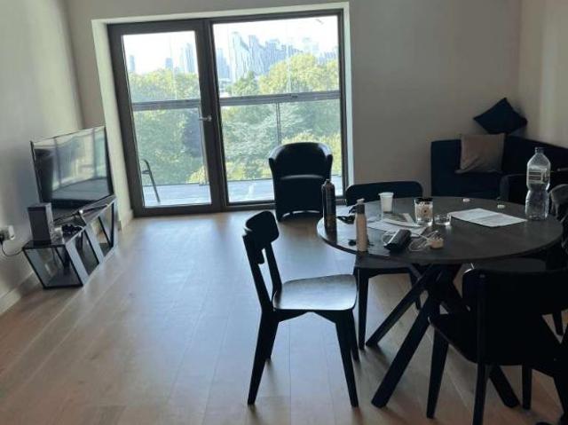 House for rent in Silvertown, Greater London