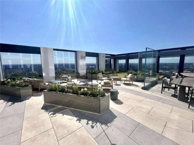Apartment for rent in Nine Elms, Greater London