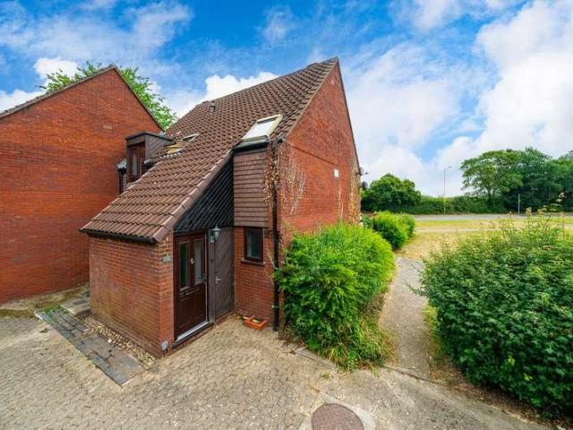Apartment for rent in Jersey Farm, Five Acres