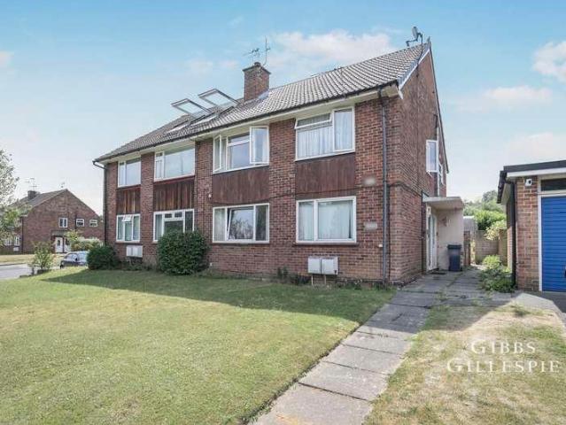 Apartment for rent in Chartridge, Asheridge