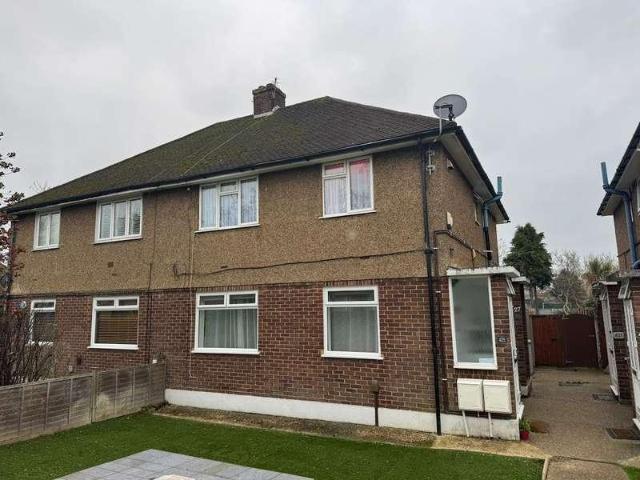 Apartment for rent in London Borough of Hounslow, Greater London