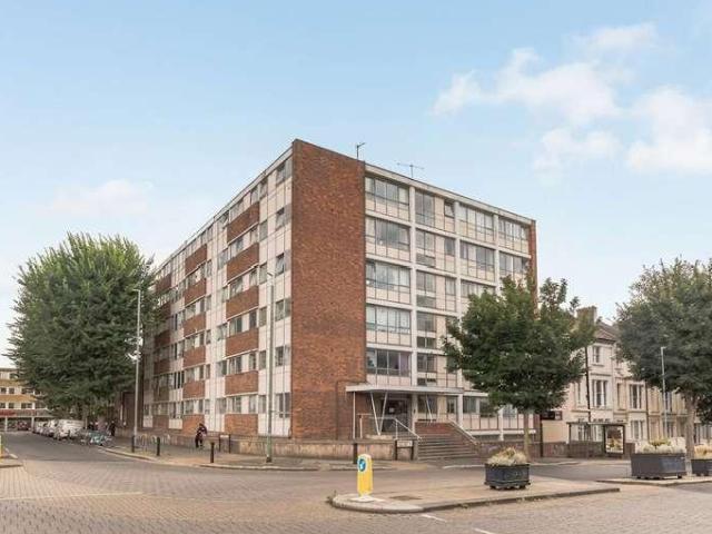 Apartment for rent in Aldrington
