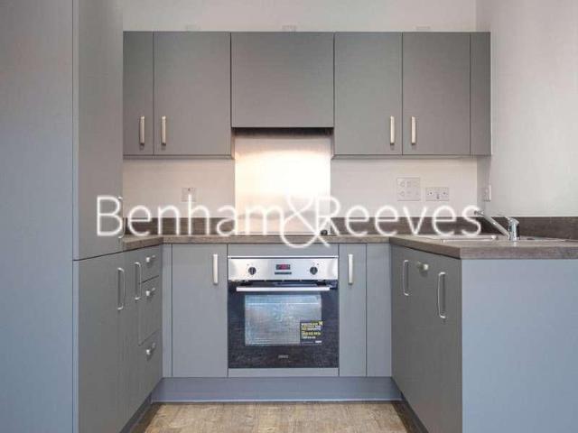 House for rent in Woodcote Green, Greater London