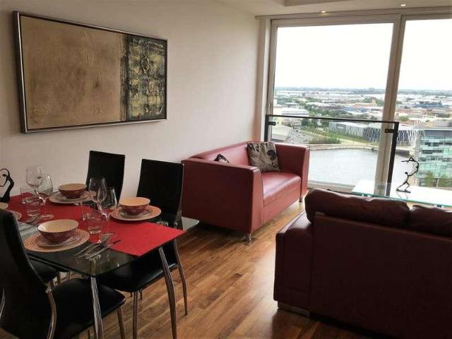 Apartment for rent in Salford Quays, Salford