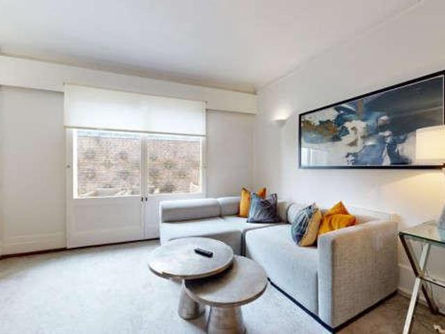 Apartment for rent in St. John's Wood, Greater London