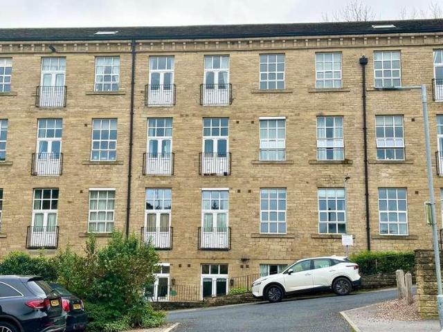 Apartment for rent in Barkisland, West Yorkshire
