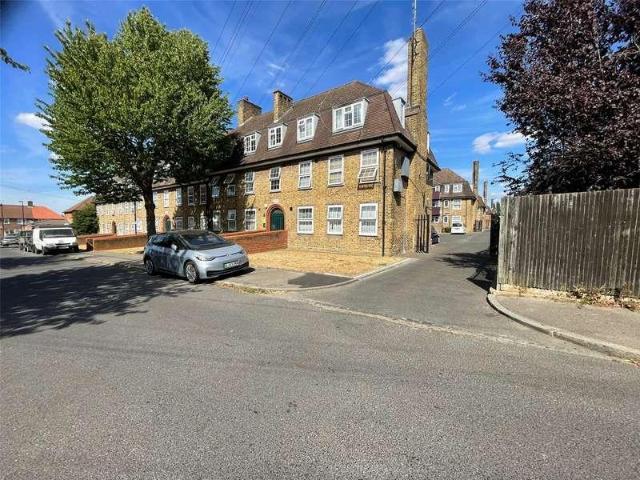 Apartment for rent in London Borough of Lewisham, Ladywell