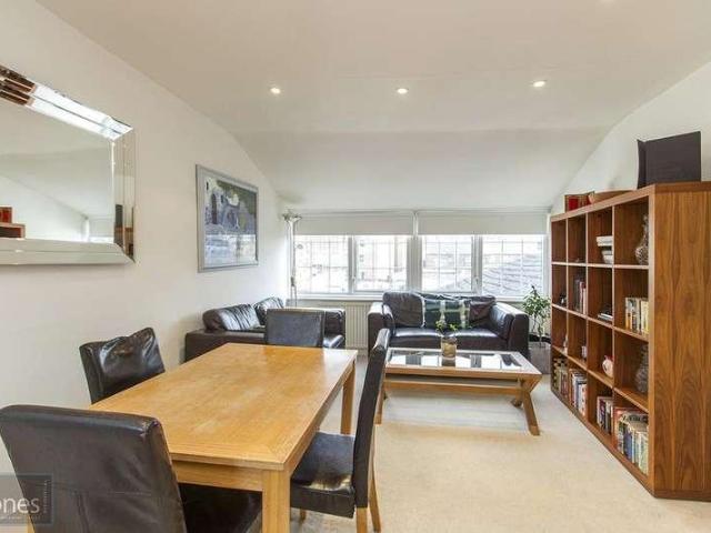 Apartment for rent in South Hampstead, Greater London