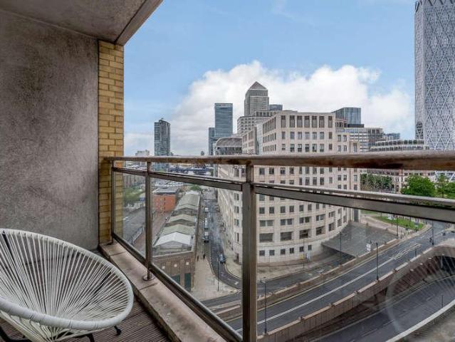 Apartment for rent in Canary Wharf, Greater London