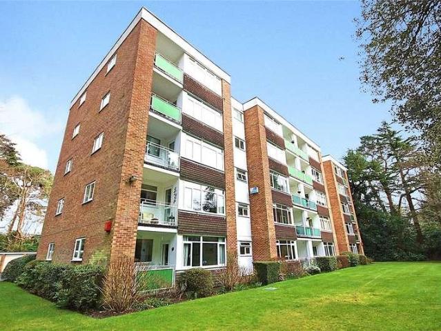 Apartment for rent in Canford Cliffs, Poole