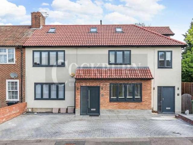 Apartment for rent in Well Hall, Greater London