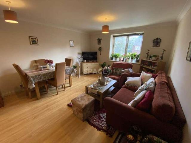 Apartment for rent in Reading