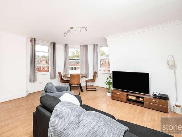 Apartment for rent in Chalk Farm, Greater London
