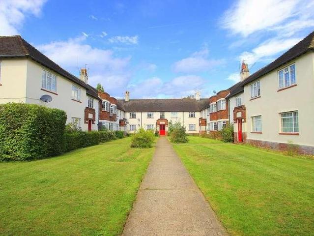 Apartment for rent in Iver, Richings Park