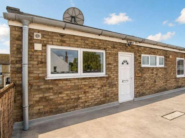 Apartment for rent in Bedford