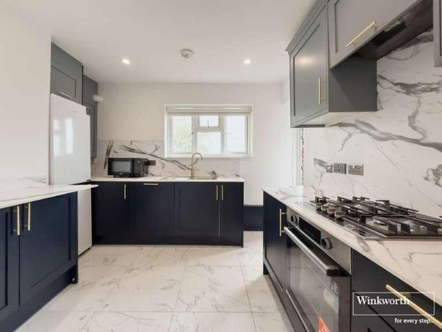 Apartment for rent in Preston, Greater London