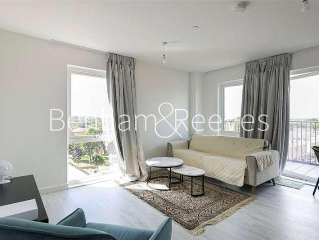 Apartment for rent in Kenton, Harrow On The Hill