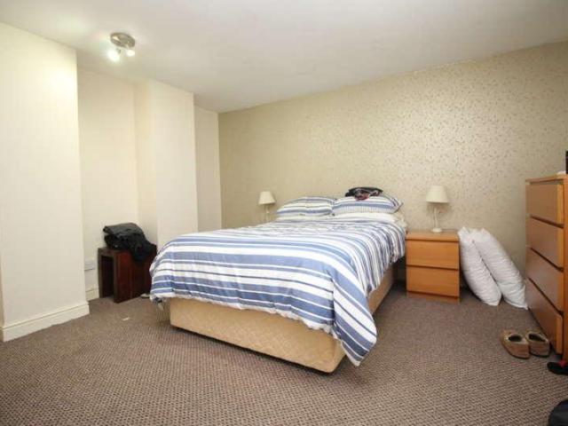 Apartment for rent in Armley, West Yorkshire