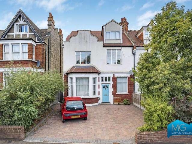 Apartment for rent in Muswell Hill, Greater London