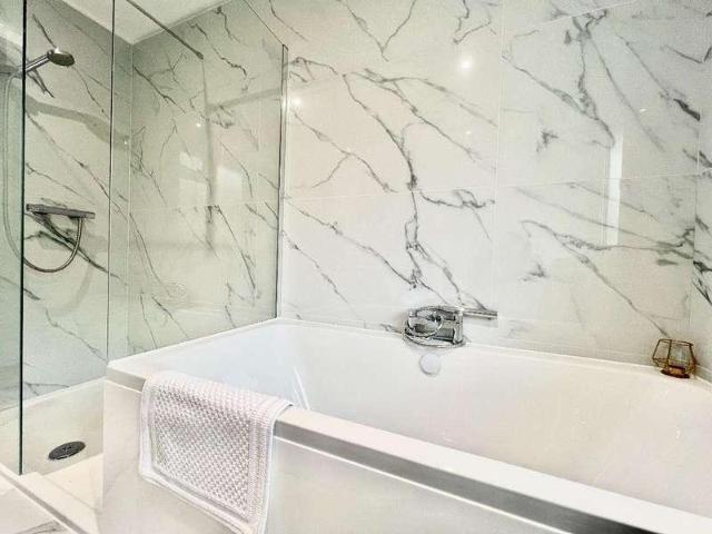 Apartment for rent in London Borough of Croydon, Kenley