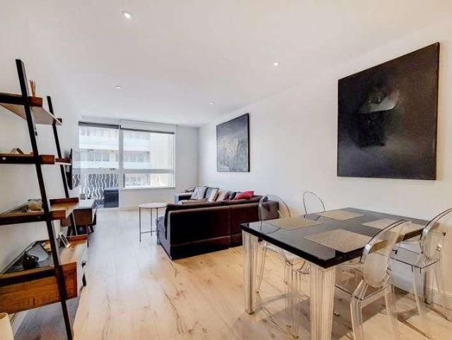 Apartment for rent in Hornsey, Greater London