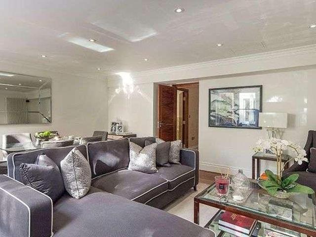 House for rent in Bayswater, Greater London