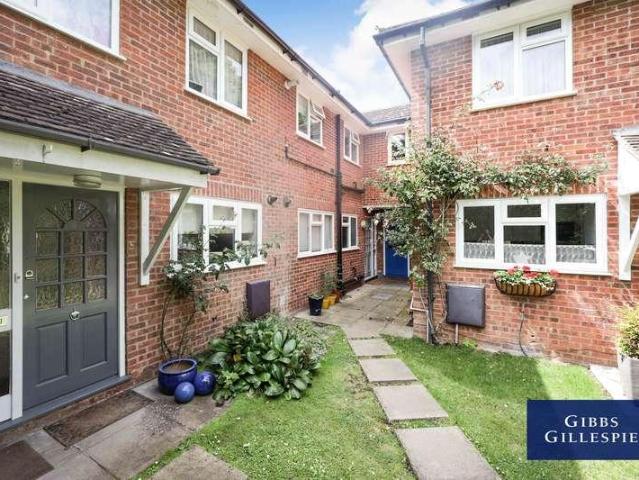 Apartment for rent in Chalfont St. Peter, Denham