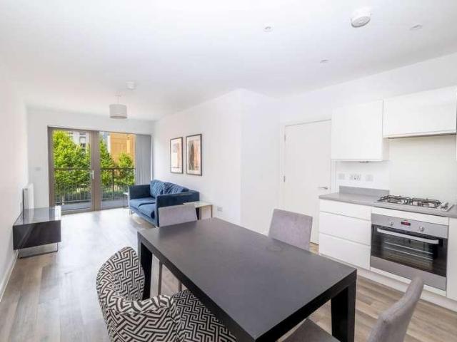 Apartment for rent in Westborough, Surrey