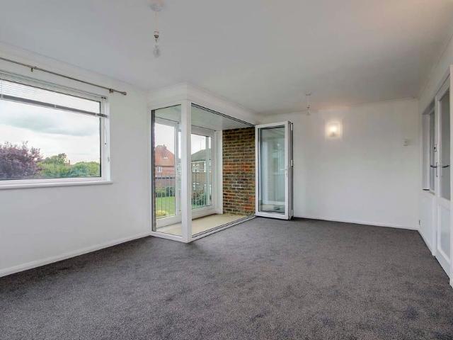 Apartment for rent in Clapham, West Sussex