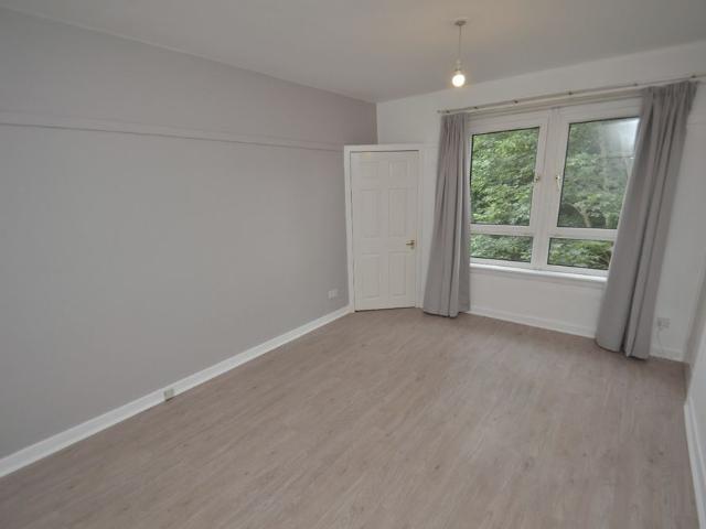 Apartment for rent in Craigton, Scotland