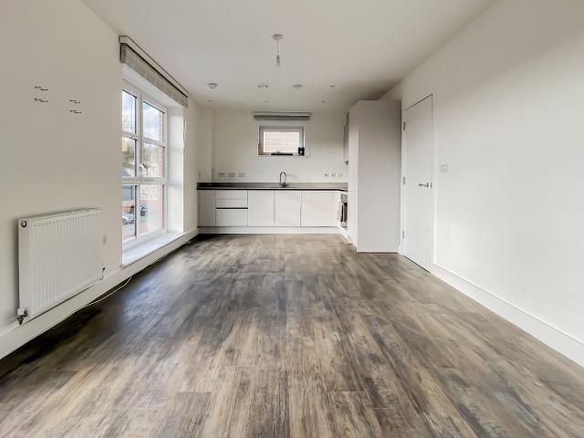 Apartment for rent in Monks Orchard, Kent
