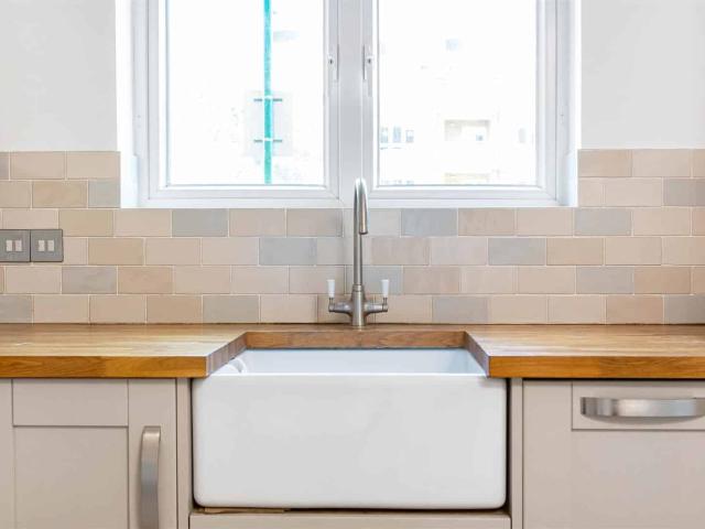 Apartment for rent in Mortlake, Greater London