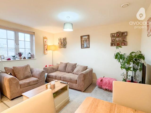 Apartment for rent in Jennett's Park, Bracknell