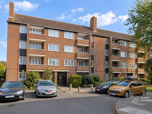 Apartment for rent in London Borough of Richmond upon Thames, Greater London