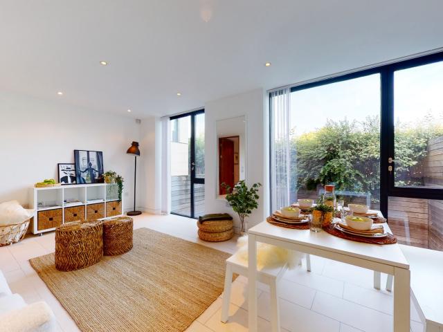 House for rent in Chalk Farm, Greater London